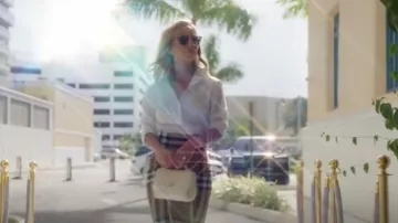 Mini sac à rabat Business Affinity d’occasion Chanel porté par Nicole Martin comme on le voit dans The Real Housewives of Miami (S06E16)