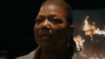 Simone Rocha Pearl De­tail Hoop Ear­rings worn by Robyn McCall (Queen Latifah) as seen in The Equalizer (S04E01)