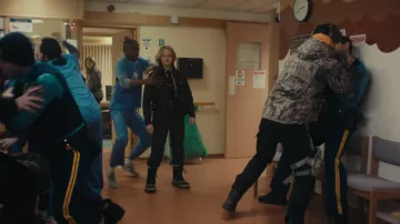 Sorel boots worn by Liz Danvers (Jodie Foster) as seen in True Detective (Season 4 Episode 3)