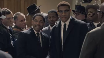 Gafas Ray-Ban Clubmaster usadas por Malcolm X (Aaron Pierre) como se ve en Genius (Temporada 4)