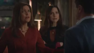 Rag & Bone Navaya Sweater worn by Dr. Sam Griffith (Sophia Bush) as seen in Good Sam (S01E13)