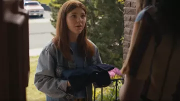 Veste de camionneur en jean en jean Lee Riders vintage portée par Fox (Sophia Powers) comme on le voit dans Son of a Critch (S03E07)
