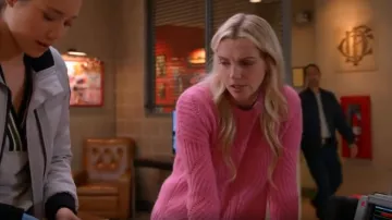 Suéter Madewell Charley usado por Sylvie Brett (Kara Killmer) como se ve en Chicago Fire (T12E05)