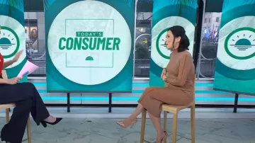 French Connection Simona Vestido acanalado usado por Vicky Nguyen como se ve en Today el 23 de febrero de 2024