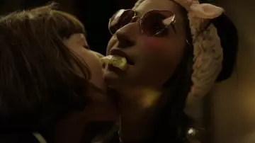 H&M Pink Heart Sunglasses worn by Nairobi (Alba Flores) as seen in Money Heist (S01E05)