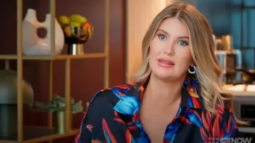 Pantalones estampados de H&M usados por Lauren Dunn como se ve en Casados a primera vista (T11E17)