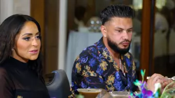 Chemise Ksubi Superflower portée par DJ Pauly D comme on le voit dans Jersey Shore : Family Vacation (S07E03)