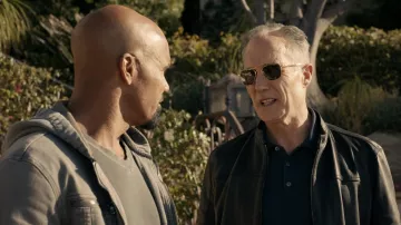 Gafas de sol Randolph Engineering usadas por el comandante Robert 'Bob' Hicks (Patrick St. Esprit) como se ve en S.W.A.T. (S07E02)