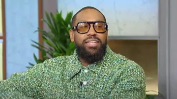 Surchemise Amiri Boucle Snap-Front portée par PJ Morton vue au Tamron Hall Show le 21 février 2024