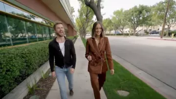 Chaqueta Veronica Beard Roche Dickey usada por Kayna Whitworth como se ve en Good Morning America el 26 de febrero de 2024