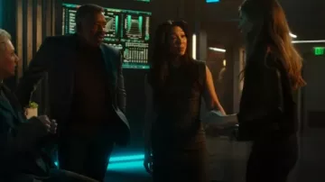 Zara Draped Midi Dress worn by Jenn Chu (Nanrisa Lee) as seen in Quantum Leap (S02E13)