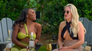 Superdown Keva Wrap Maxi Falda usada por Laura Dadisman como se ve en Love Is Blind (T06E10)