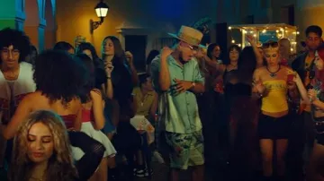 Camisa 'Cassi' con estampado floral verde menta de Dries Van Noten usada por Myke Towers en LA CAPI (Video oficial)