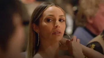 Jennifer Zeuner Cia­ra 3" Hoops worn by Scheana Shay as seen in Vanderpump Rules (S11E05)