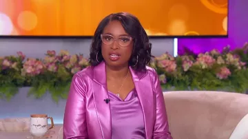 Cinq à Sept Marta Cami usada por Jennifer Hudson como se ve en The Jennifer Hudson Show el 27 de febrero de 2024