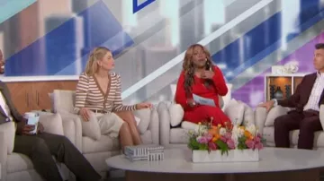 Veronica Beard Breves Den­im Mi­di Skirt worn by Amanda Kloots as seen in The Talk on February 28, 2024