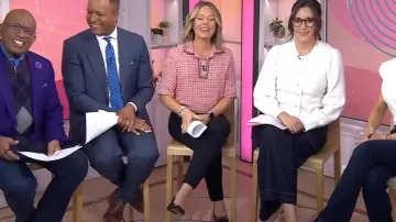 Zapatos de tacón destalonados de cuero Gucci Lady Horsebit usados por Dylan Dreyer como se ve en Today el 1 de marzo de 2024