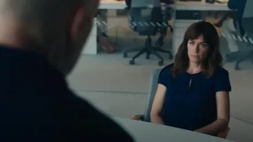 Roland Mouret Wern Wool Crepe Top worn by Wendy Rhoades (Maggie Siff) as seen in Billions (S06E03)