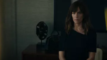 Top de Roland Mouret Lynn usado por Wendy Rhoades (Maggie Siff) como se ve en Billions (T06E04)