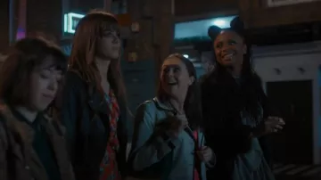 Allsaints Car­go Leather Jack­et worn by Maggie (Emma Appleton) as seen in Everything I Know About Love (S01E01)