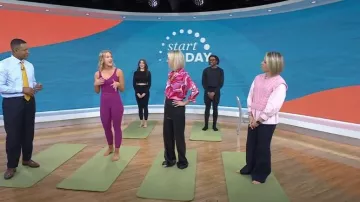 Alice + Olivia Dylan Pantalon large taille haute en similicuir porté par Lindsay Czarniak comme on le voit dans Aujourd’hui le 4 mars 2024