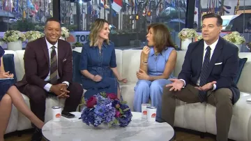Suéter de lana Staud Nola usado por Hoda Kotb como se ve en Today el 5 de marzo de 2024