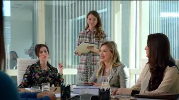 Iro Car­line Dress worn by Liza Miller (Sutton Foster) as seen in Younger (S01E04)