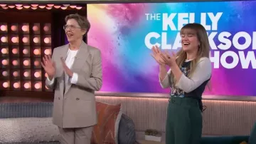 Madeworn Tom Petty Heartbreakers Raglan Tee worn by Kelly Clarkson as seen in The Kelly Clarkson Show on March 7, 2024