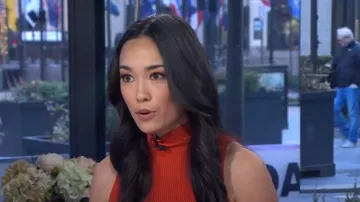Anthropologie El vestido de suéter sin mangas Thea Twofer usado por Emilie Ikeda como se ve en Today el 8 de marzo de 2024