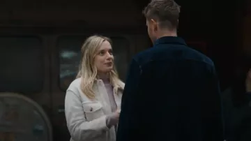 Wilfred Ganna Veste-chemise portée par Erika (Marley Shelton) dans Tracker (S01E03)