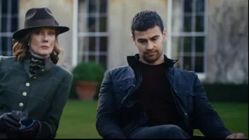 Barbour Corbridge Wax Jacket in Black worn by Eddie Horniman (Theo James) as seen in The Gentlemen (S01E03)