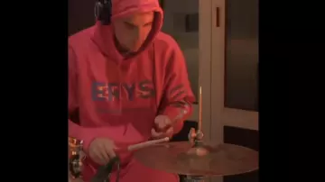 ERYS Pink Hoodie worn by Justin Bieber in his Designed to love you ❤ YouTube video