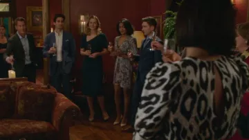Robe de Ruth portée par Joy Harper (Katherine Barrell) dans Good Witch (S07E01)