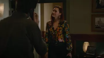 Kobi Halperin Merilyn Floral Peasant Blouse worn by Abigail Pershing (Sarah Power) as seen in Good Witch (S07E01)