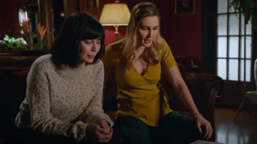 Veronica Beard Tilda Sweater worn by Cassie Nightingale (Catherine Bell) as seen in Good Witch (S07E07)