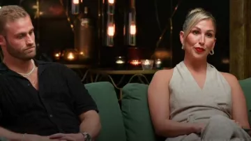 Hansen and Gretel Maurice Relaxed Pants in Latte worn by Sara Mesa as seen in Married at First Sight (S11E25)