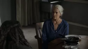 Foxcroft NYC Ki­ra Sol­id Ten­cel Shirt worn by Carol Peletier (Melissa McBride) as seen in The Walking Dead (S11E12)
