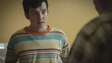 Camiseta a rayas usada por Otis Milburn (Asa Butterfield) como se ve en los atuendos de Sex Education (Temporada 3 Episodio 8)