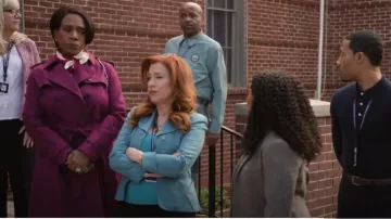 Hobbs Saskia Shower Resistant Trench Coat worn by Barbara Howard (Sheryl Lee Ralph) as seen in Abbott Elementary (S03E06)