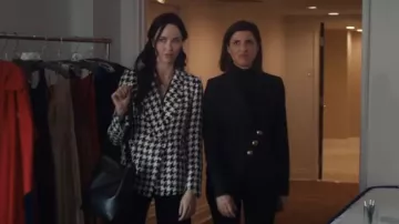 Smythe Asymmetrical Button Blazer worn by Angie Everett (Cindy Sampson) as seen in Private Eyes (S04E09)
