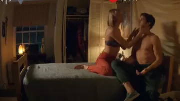 Skarlett Blue Un­der­wire Bra worn by Witness as seen in L.A.'s Finest (S02E04)