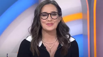 Robe côtelée Maje Roseta portée par Savannah Sellers comme on le voit dans Aujourd’hui le 12 mars 2024