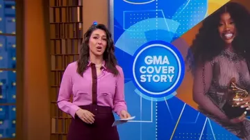 Chemise en soie Chloe avec détail découpé brodé portée par Erielle Reshef comme on le voit dans Good Morning America