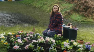 Sobrecamisa de cuadros de Topman usada por Alice (Keeley Hawes) como se ve en Buscando a Alice (T01E03)