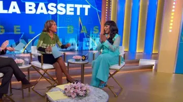 Pantalon large Max Mara Calibri en organza de soie porté par Angela Bassett dans Good Morning America le 13 mars 2024