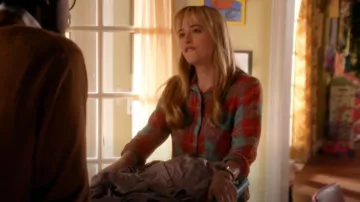 Hurley Flannel Shirt worn by Kate Fox (Dakota Johnson) as seen in Ben and Kate (S01E16)