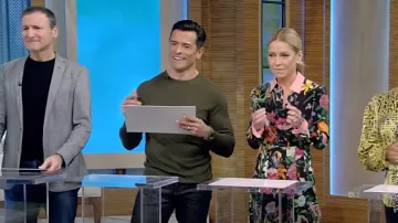 Todd Snyder Cash­mere Pock­et Tee Olive worn by Mark Consuelos as seen in LIVE with Kelly and Mark on March 14, 2024