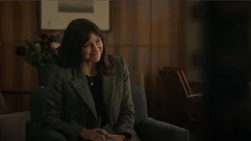 Isabel Marant Chaqueta Kerstin usada por Sadie McCarthy (Melissa Benoist) como se ve en Las chicas en el autobús (T01E02)