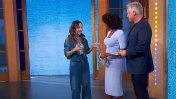 Forever 21 Patchwork Mid Rise Baggy Jeans porté par Lilliana Vazquez dans Good Morning America le 15 mars 2024