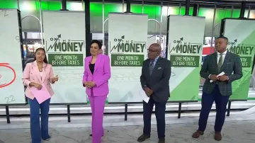 Pantalones Elie Tahari Fit & Flare usados por Sharon Epperson como se ve en Today el 15 de marzo de 2024